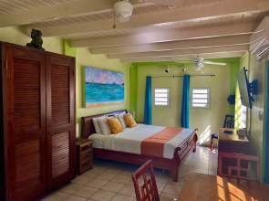 Azure Hotel and Art Studio
