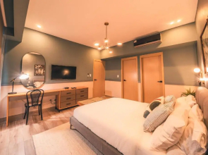 Fully Serviced Apartment at Regatta Living - 8B