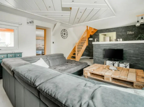 Swanky Cottage in Saasenheim With Balcony