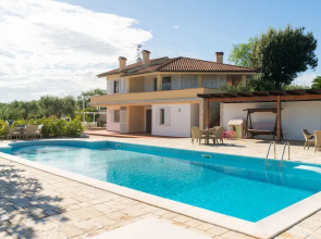 Villa Polignano con Piscina