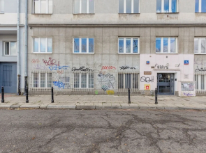 Spacious 2 Bedroom Apartment by Renters