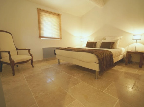 VILLAS DU LUBERON Le Mazet des Oliviers