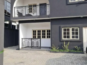 Luxury Sutes And Apartment By Emia Haven