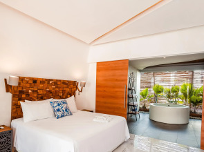 Mia Bacalar Luxury Resort & Spa