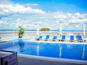 Urban Park Suites Hotel