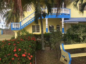 Sunrise Getaway Apartments