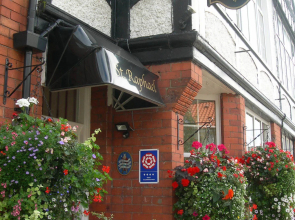 St Raphael Guest House