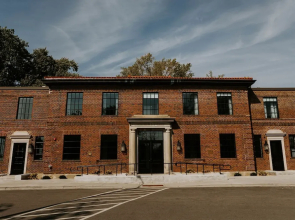 Hatchery Riverside Hotel & Event Venue
