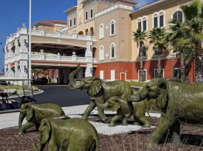 Luxury Resort Minutes from Disney