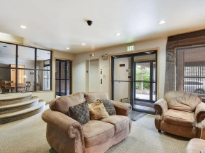 Cedar Lodge 221 Condo by Redawning