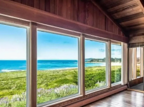 Lx5: Ocean Front Villa