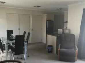 Westport Central Apartment