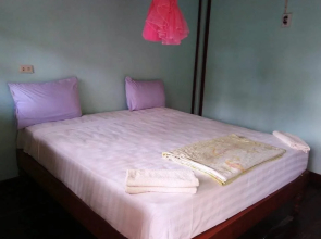 Khao Paeng Guesthouse