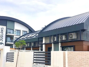 Juglans Suites