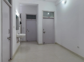 OYO 49701 Abhi Residency White House