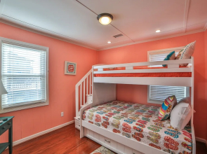 1691 E. Folly Beach - 3 Br Home