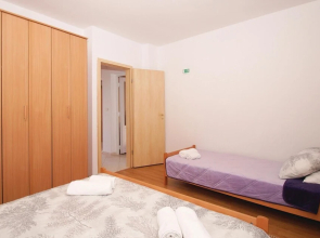 Beautiful Home in Prizba With Wifi, 2 Bedrooms and Outdoor Swimming Pool