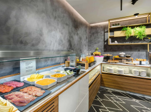 Отель Occidental Alicante