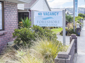 Foreshore Motor Lodge