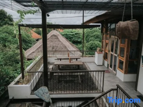 Sare Homestay and Artspace Sanur