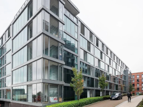 Spacious 2BR Apartment in Prime Central Location