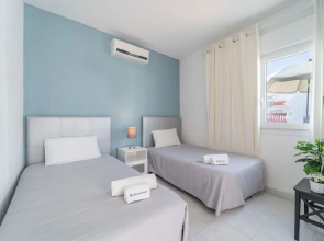 Lena’s Beach House by HelloVacations