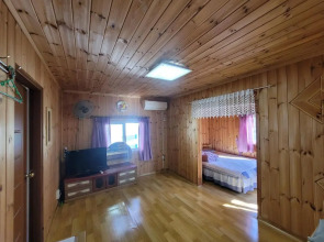 White House Over Hill