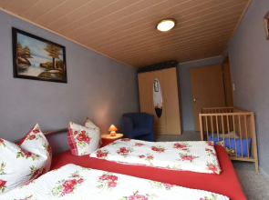 Ferienhaus mit Eigener Terrasse in Russow