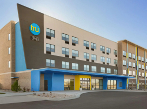 Tru by Hilton Cheyenne WY