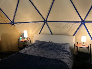 Glamping Pod - Sleeps 4 - Pets - Parking
