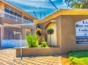 Lakeview Boutique Hotel & Conference Center
