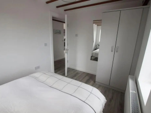 Cosy 3 bedroom seaside cottage