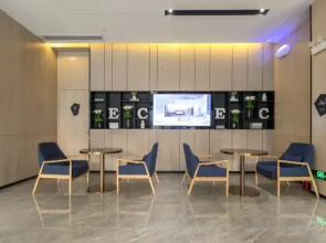 Yishang Hotel (Huangshi Daye High Speed Railway North Station Jinjiu Factory Store)