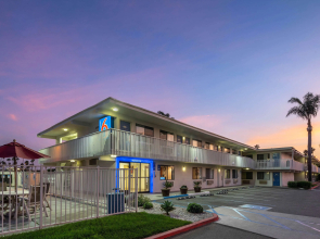 Motel 6 Ventura, CA - Beach
