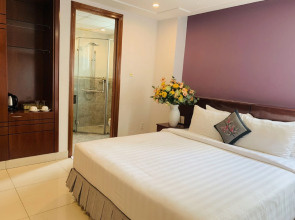 White Lotus Hotel Saigon