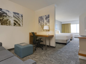 SpringHill Suites by Marriott Newark Liberty International