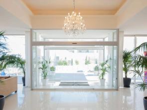 Vrissiana Boutique Beach Hotel