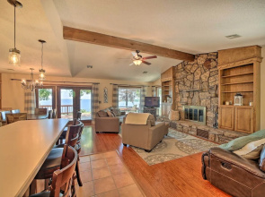 Grand Lake Views + Fire Pit: Monkey Island Home!