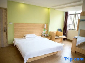 Yicheng Express Hotel (Dongxing Daping Branch)