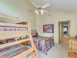 Half Mi to Angel Fire Resort: Townhome w/ Grill!