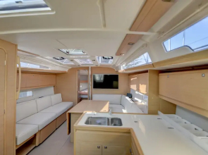 A Yacht In The City