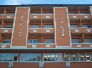 Hotel Alexander Resort