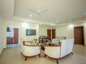 Luxury 3 Bedroom's Apartment