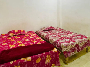 Om Sai guest house