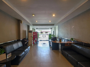 Capital O 988 Hotel Kapuas Dharma 2