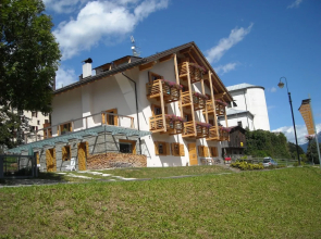 Dolomiti Lodge Villa Gaia