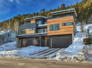 Mtn-view Home w/ Hot Tub, 9 Mi to Vail Resort