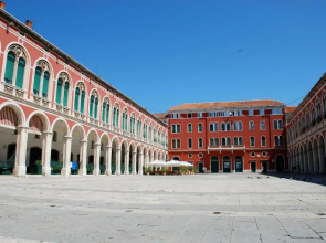 Fairy Of The Seas Apartments
