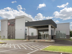 Best Western Plus Mobile Inn & Suites