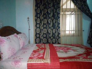 Wise Hotel